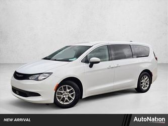 2023 Chrysler Voyager