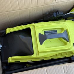 Electric Lawn Mower. 