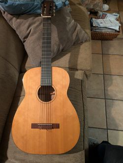  Classical Harmony Guitar #173 1960s W Case