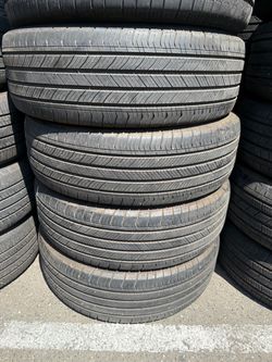 Vendo 225/55/R19 Michelin las 4 por $170