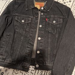 Brand New Size Small Trucker Jacket Levi’s 