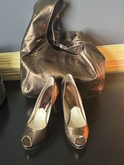 MK Hobo Leather Bag and Matching Peep toe Pumps