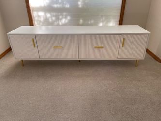 White and gold table with drawers