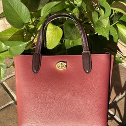 Coach Willow Tote 24 in Colorblock