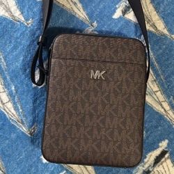 Michael Kors Cross Body Bag