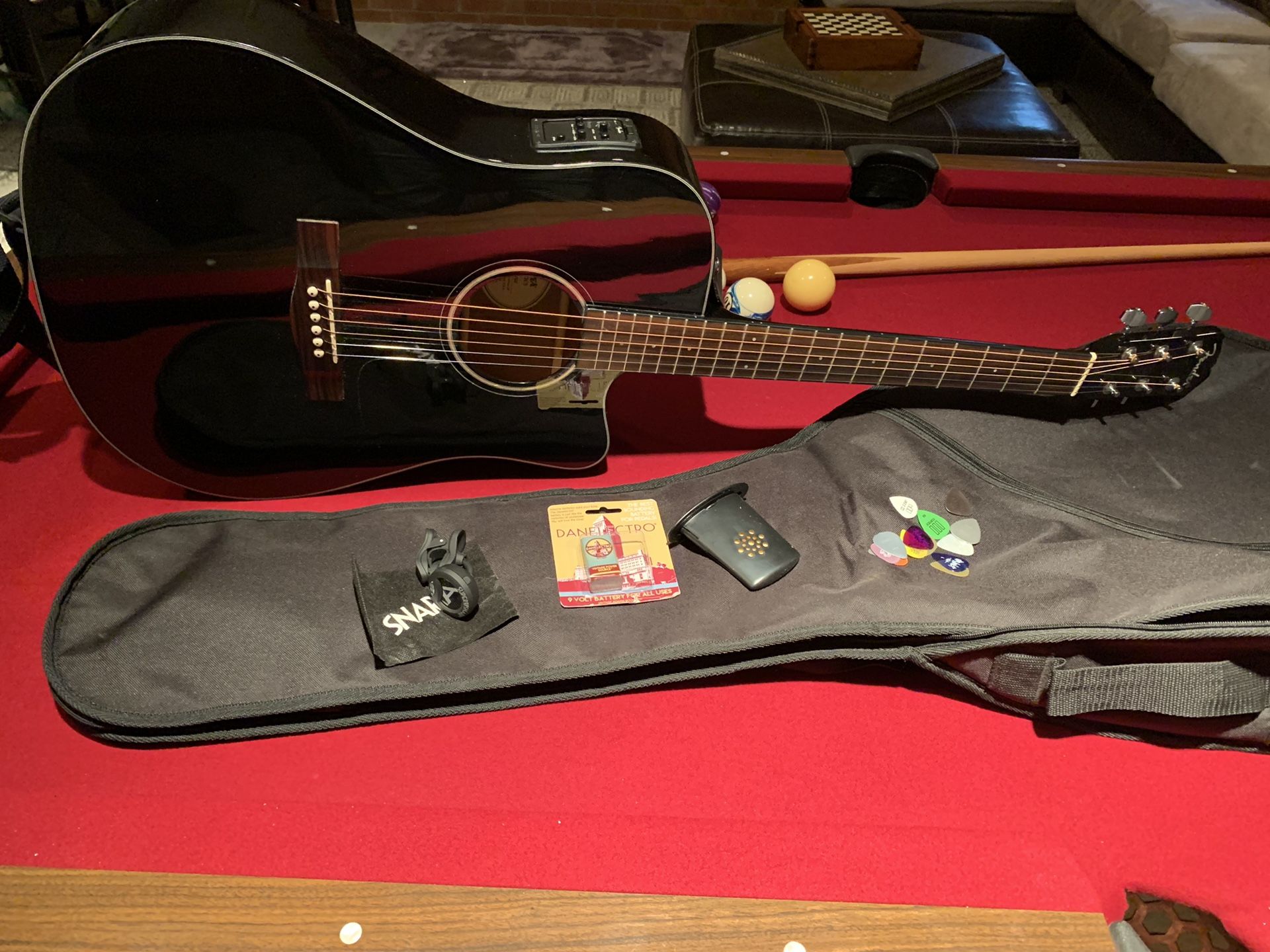 Fender guitar with extras