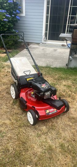 Toro, self-propelled lawnmower, mower runs great