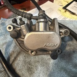 ST1100 Brake caliper ST1100 Brake line front Right side 1992 Honda