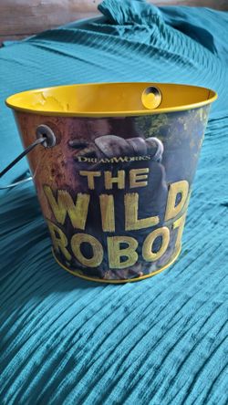 DreamWorks The Wild Robot Promotional Tin Bucket Movie Merchandise