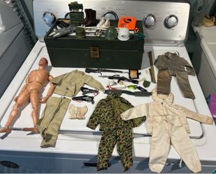 1960’s Vintage GI Joe Doll with accessories footlocker