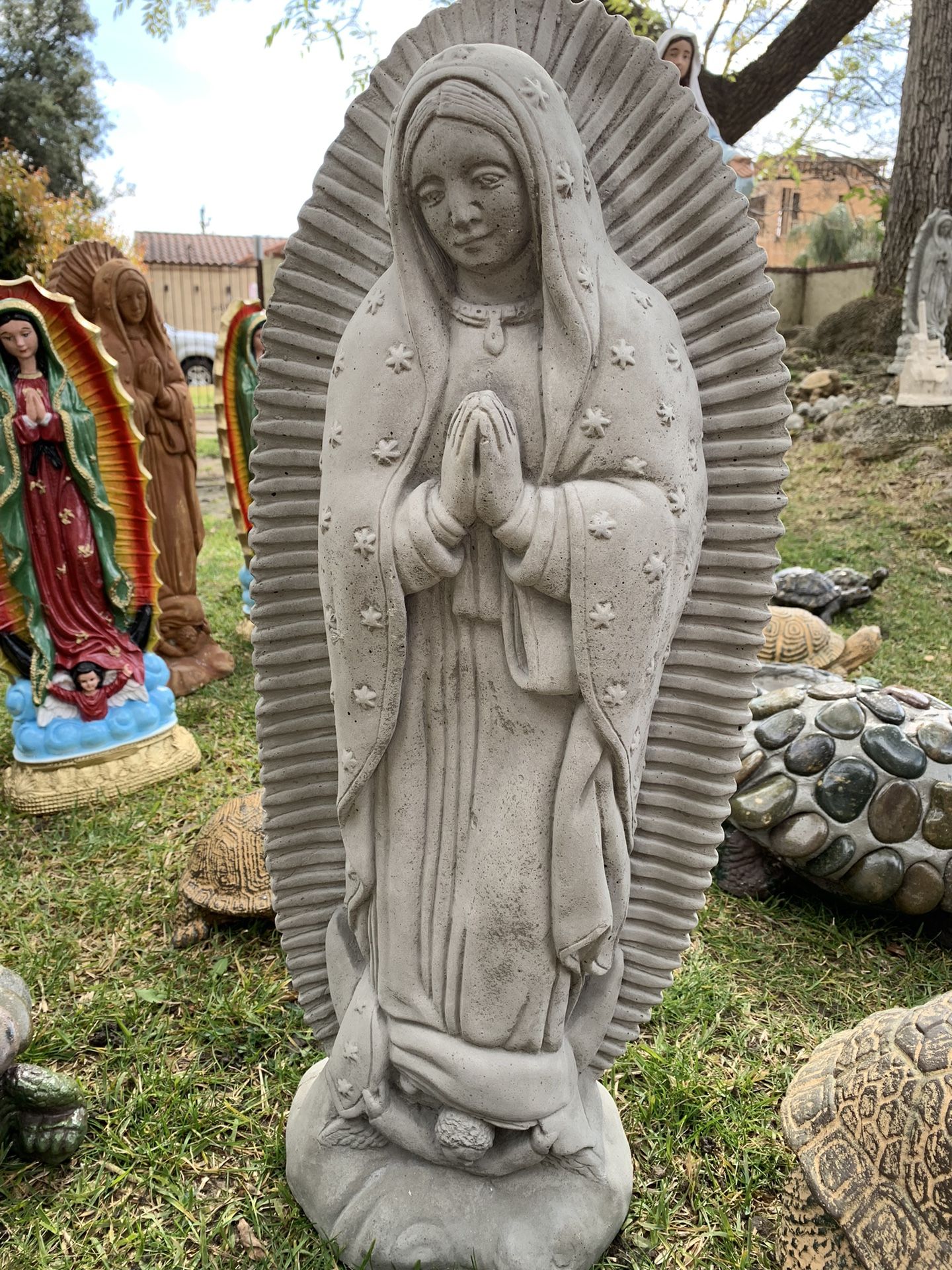 La Virgen De Guadalupe Statue