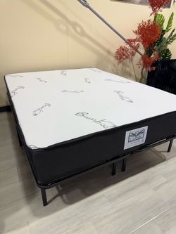 ✨ Brand New Mattress + Platform Bed Frame ✨
