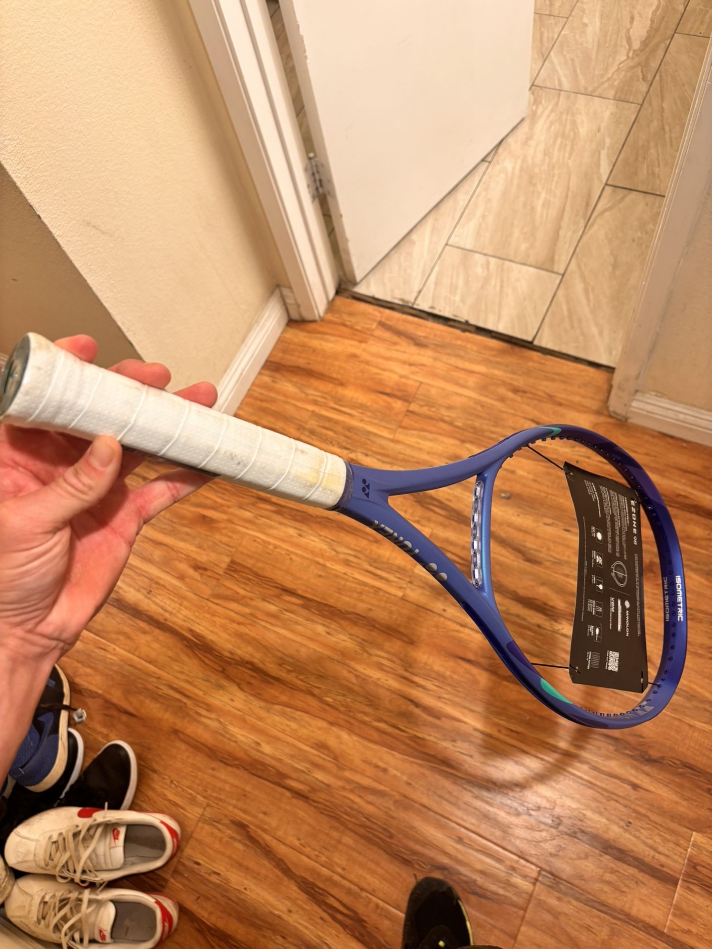 Yonex EZONE 98 – Grip 2 (4¼”) *NEW*