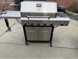 Nexgrill - 5-Burner Propane Gas Grill in Stainless Steel with Side Burner and Foldable Side Shelf - with Utisels Cover and Propane - All $300 (Used a 