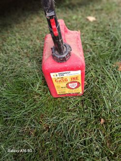 Gas cans
