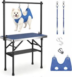 Dog grooming station