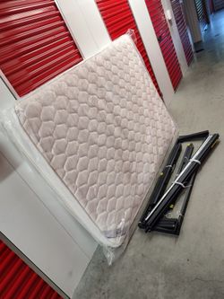 Comfort Full Size Mattress & Frame (Free)