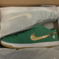 Nike SB Dunk Low Pro