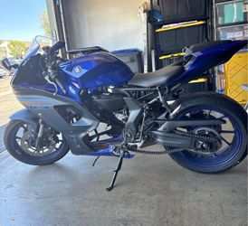 2023 Yamaha R7, 689cc – Clean Title – Needs Engine  4,595 miles  Bike has:  * Yoshimura AT2 Race Exhaust * TST Halo-GTR front LED flush mount turn sig