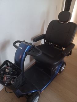 Heavy duty pride victory mobility scooter