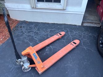 HYDRAULIC PALLET JACK