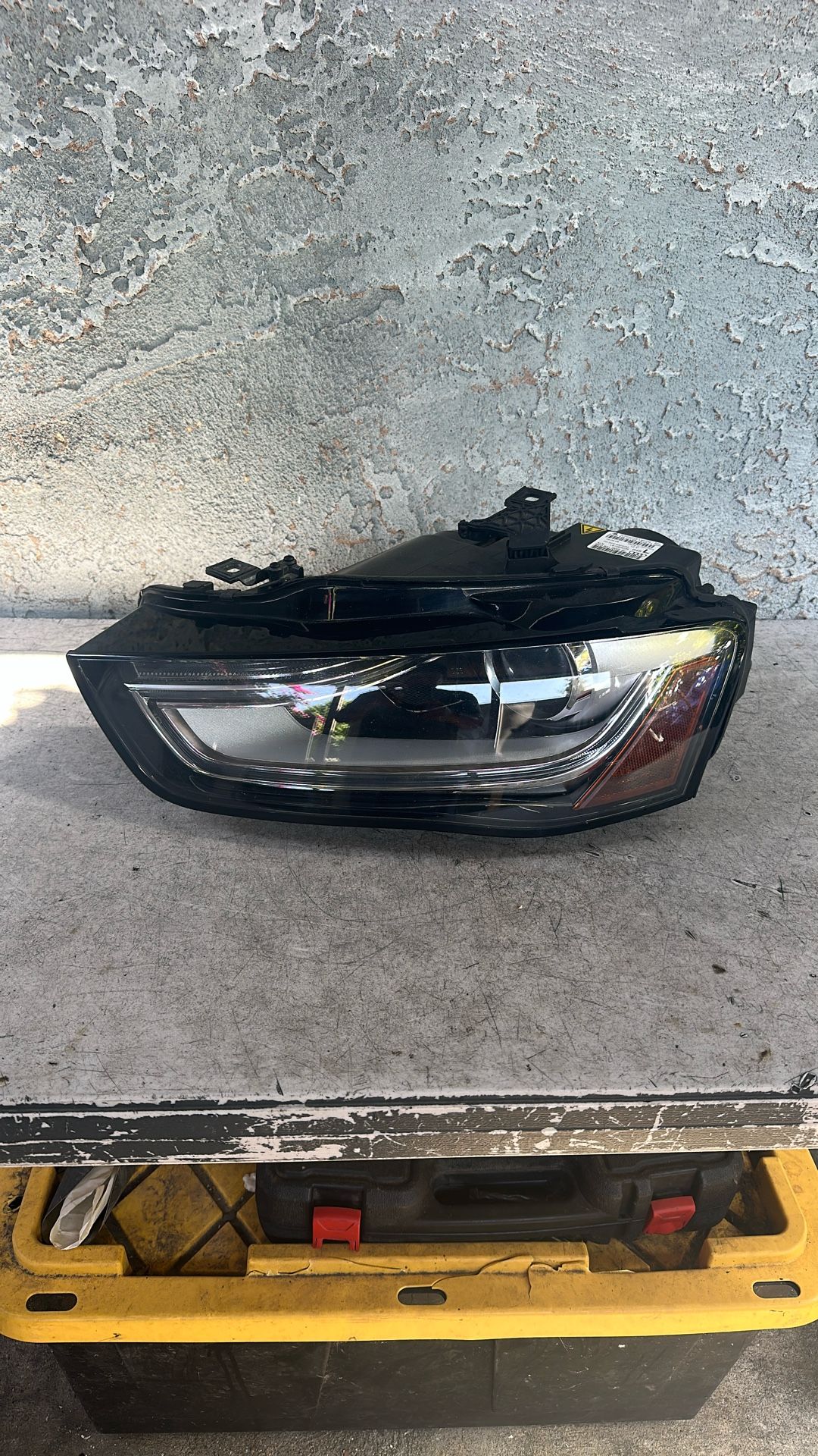 2013-2016 Audi A4 Left Side Headlight Xenon OEM