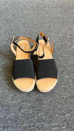SODA TOPIC size 8 ~ Womens platform espadrille open toe sandals