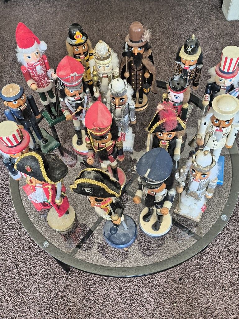 Christmas Nut Crackers