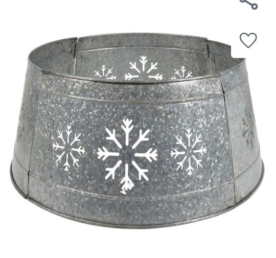 Metal Snowflake Christmas Tree Collar