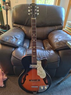 Hollow Electric Guitar Decca