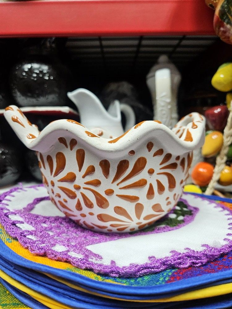 Talavera Salsera. Instagram Casaxartesanal