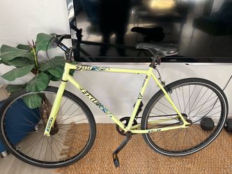 Kent Fixie 700 Single Speed Bike