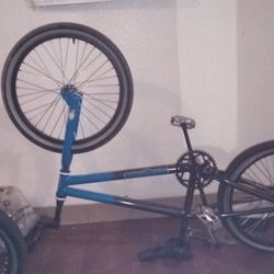 20" Mongoose,Tony Hawk,And A Kent,ALL THREE IN GOOD CONDITION...150FOR ALL THREEE