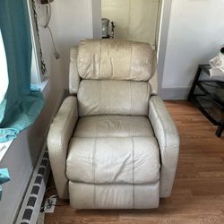 Hidebed  Couch And Electric Recliner