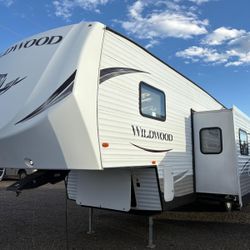 2014 Wildwood By Forest River Fifth Wheel