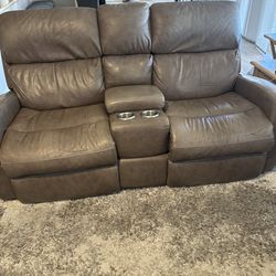 Leather loveseat, Flexsteel-Catalina