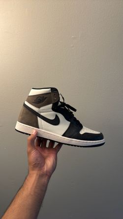 Mocha 1’s size 11.5 worn 4 times
