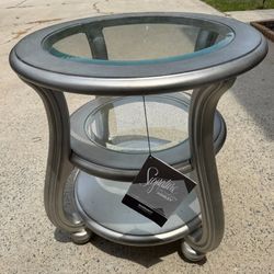 RARE Signature Design by Ashley Coralayne Round End Table - DISCONTINUED!