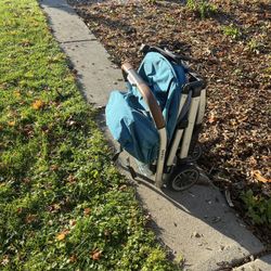 Minu Uppababy Travel Stroller