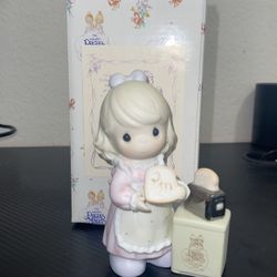 Presious Moments “A Special Toast to precious Moments” 