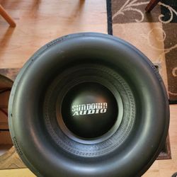Sundown Audio x12 and sub box for $525