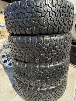 LT275/55R20  4 used tires BFG KO2