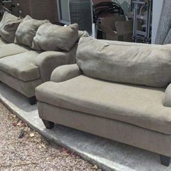FREE DELIVERY!!! Beige / Tan Sofa And Loveseat Couch Set