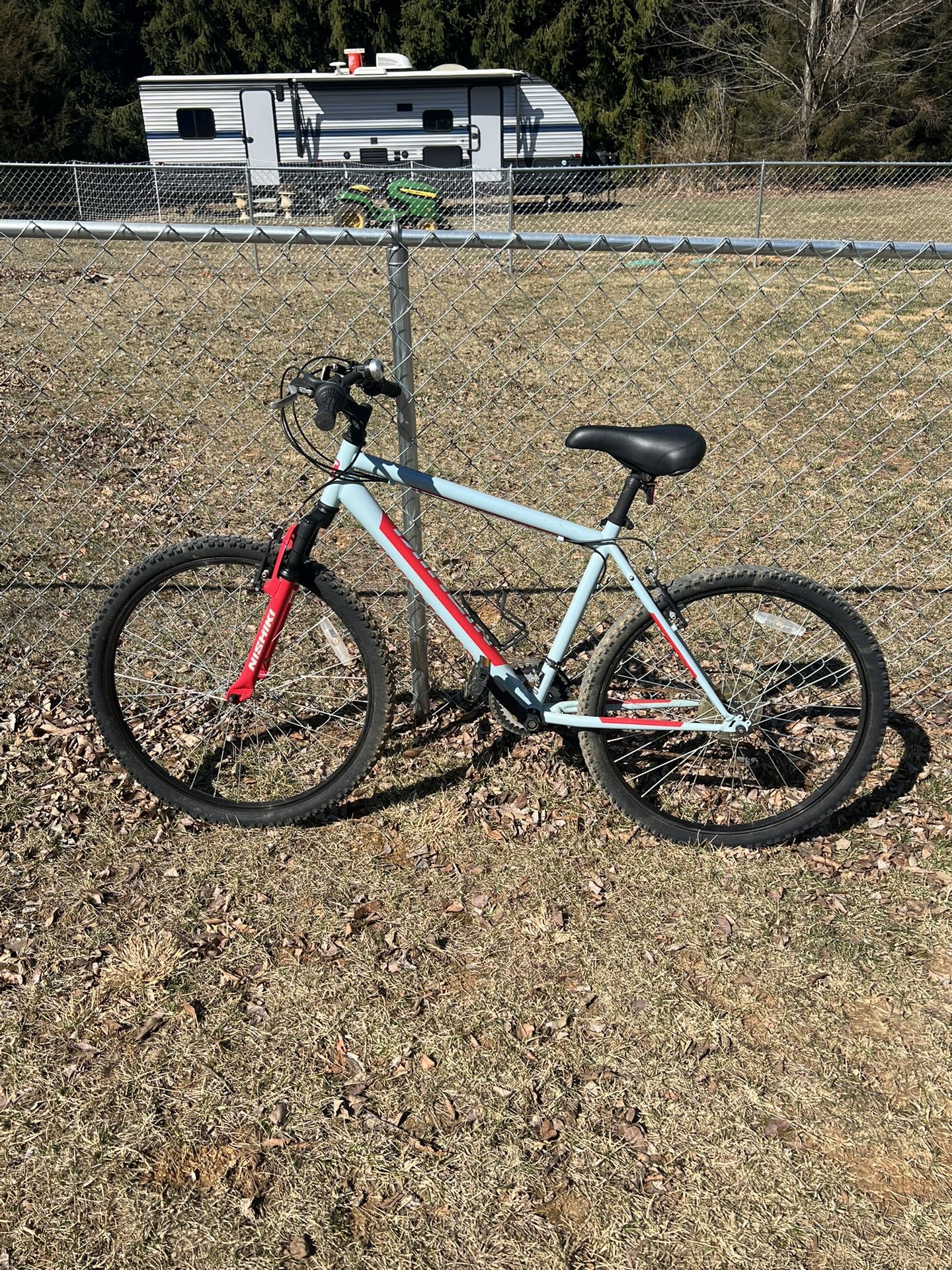 Nishiki Men's Pueblo 26'' Mountain Bike Medium 18”