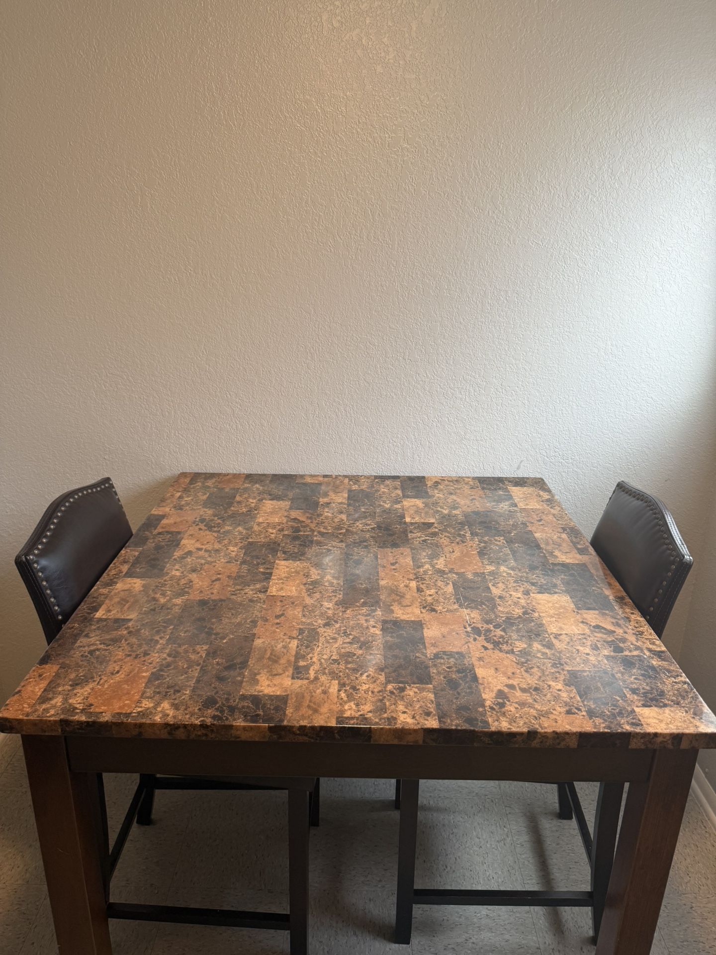 Kitchen Table & 4 Chairs Included