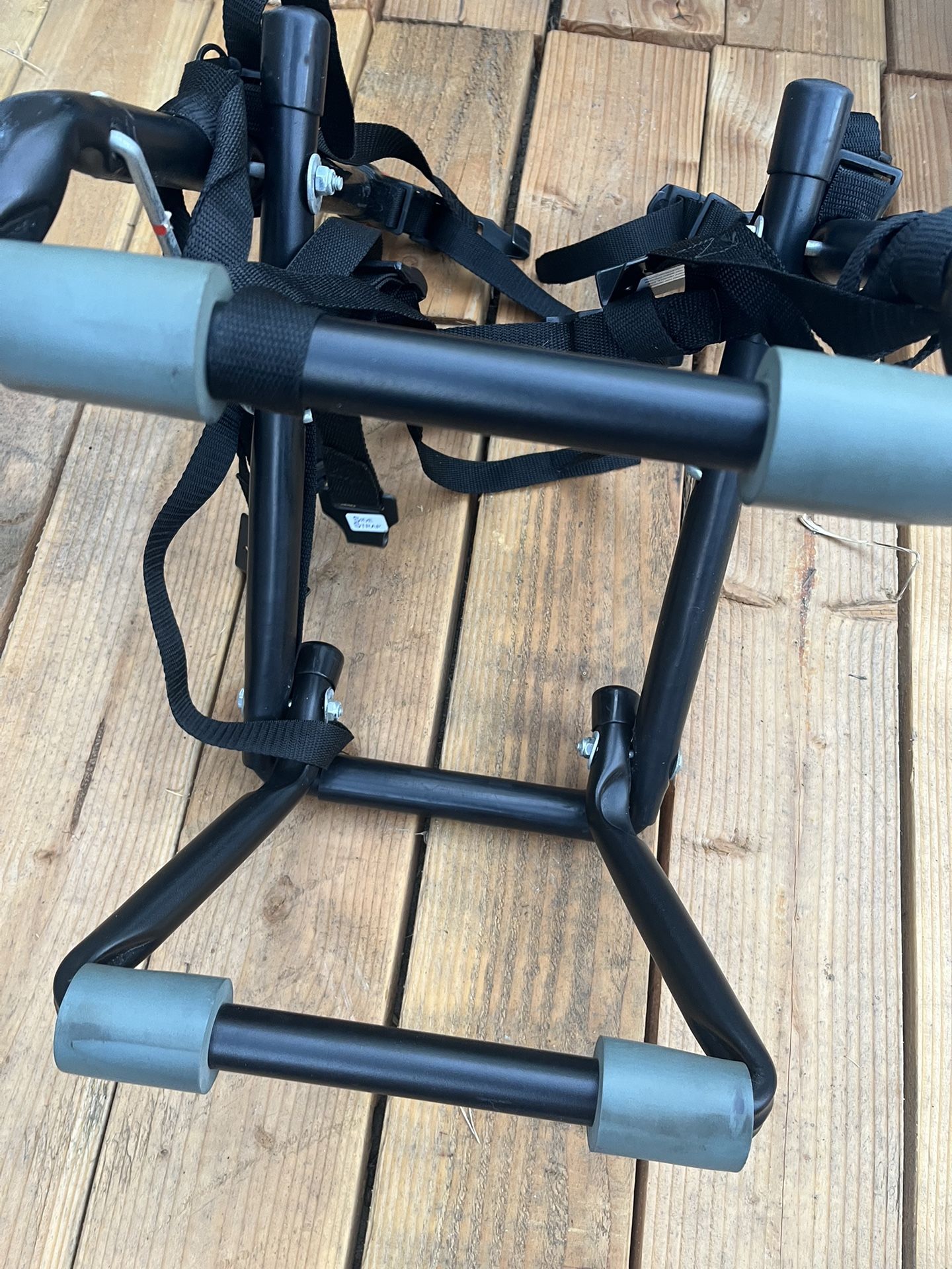 Allen Sports Deluxe 2-Bicycle Trunk Mounted Bike Rack Carrier