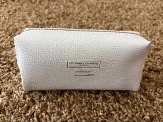 New - The White Company for British Airways Business Class travel toiletries kit
