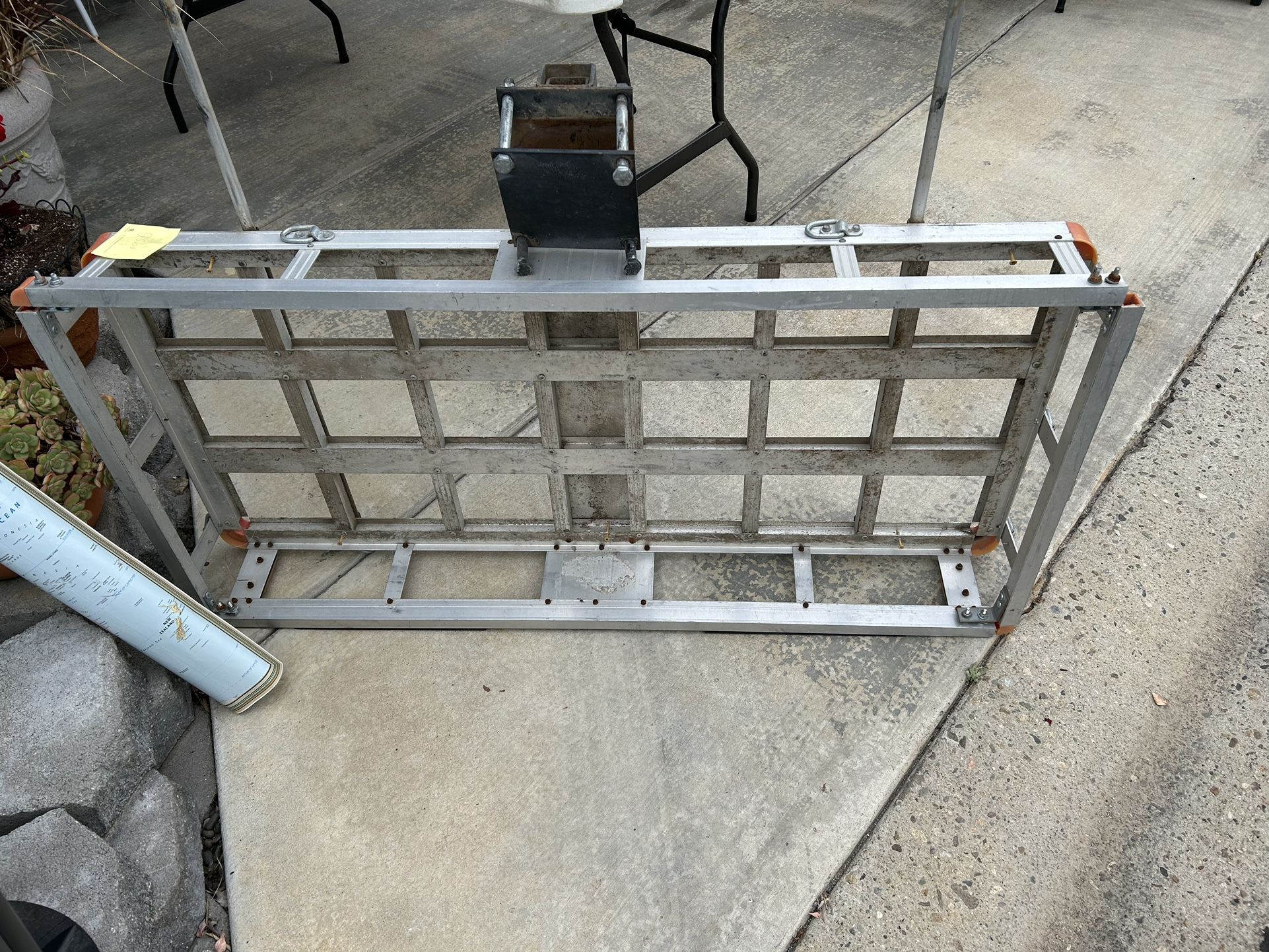 Rear Hitch Cargo Carrier