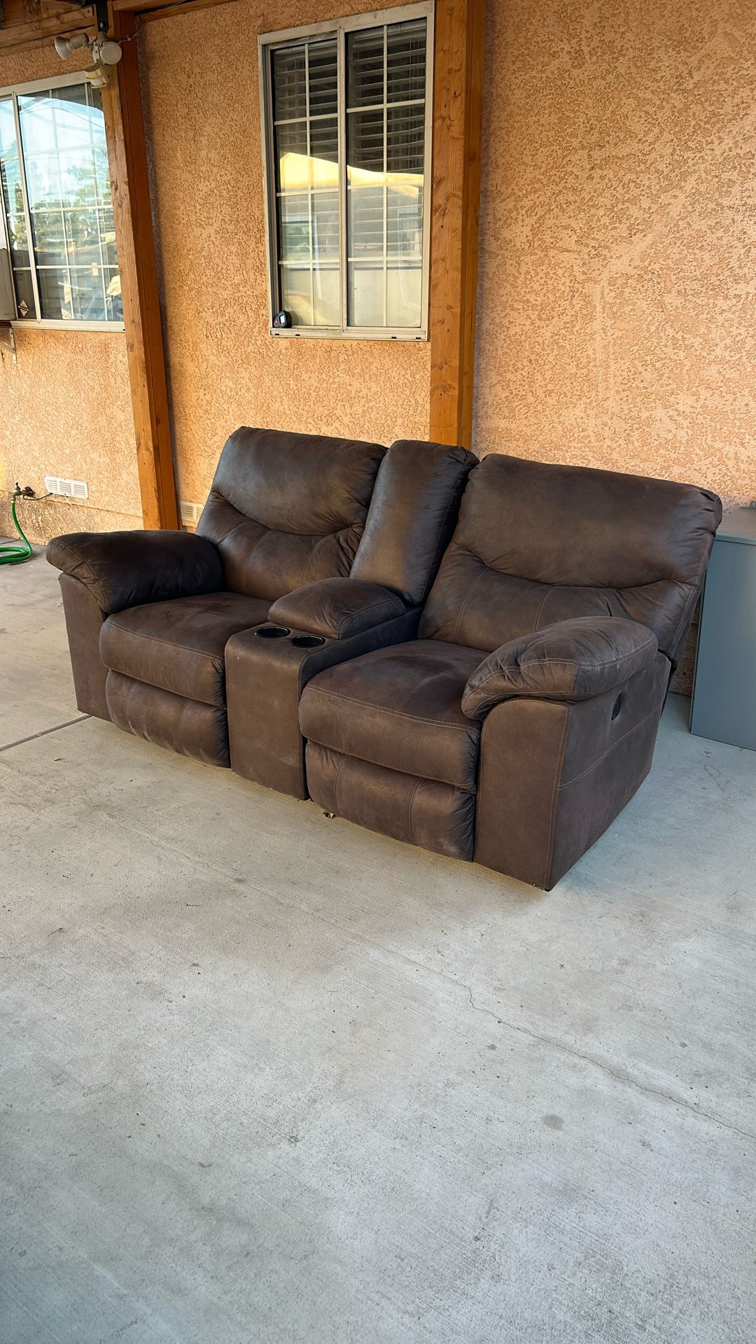 Recliners 