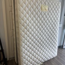 Queen Size Mattress & Box Spring Set